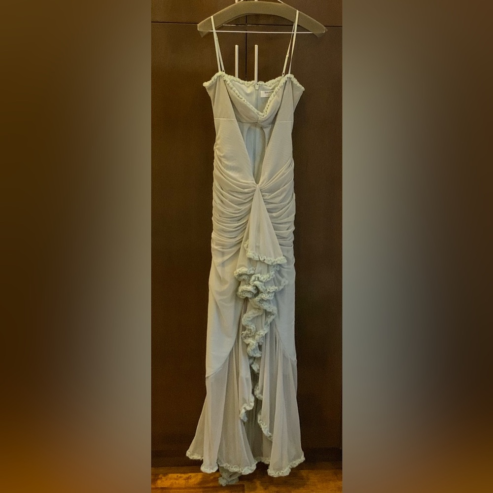 HOUSE OF CB Pistachio Ruffled Gown - Picture 4 of 10